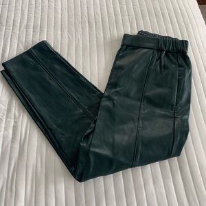 Ann Taylor faux leather pull on lants small green